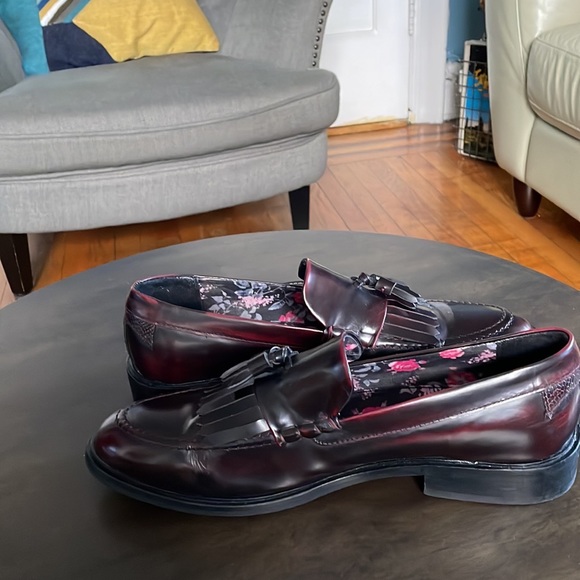 Twisted Tailor Tassel Loafers - Picture 2 of 6